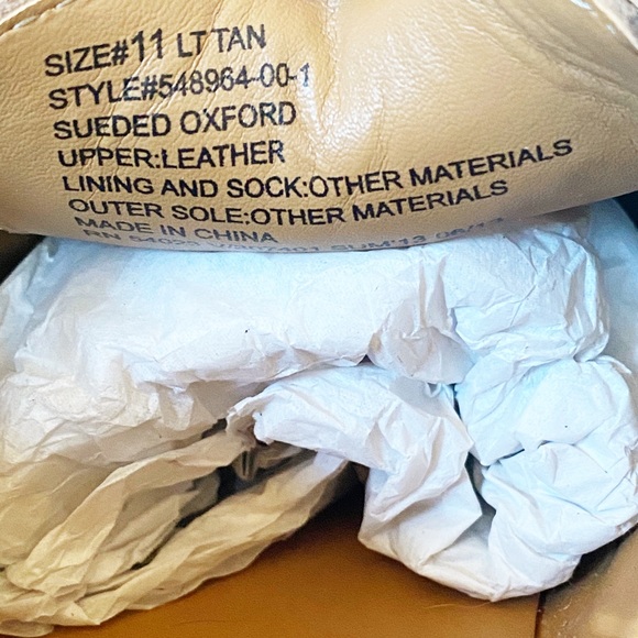 NWT Banana Republic Men’s Light Tan Sueded Oxford Shoes in Size 11 - Picture 6 of 6